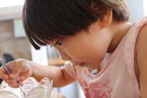 smakaka lunch デザートアイスに喜ぶ3歳児3