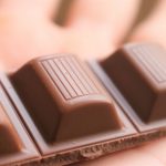 手のひらの上のチョコ