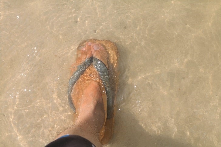 海中の下駄